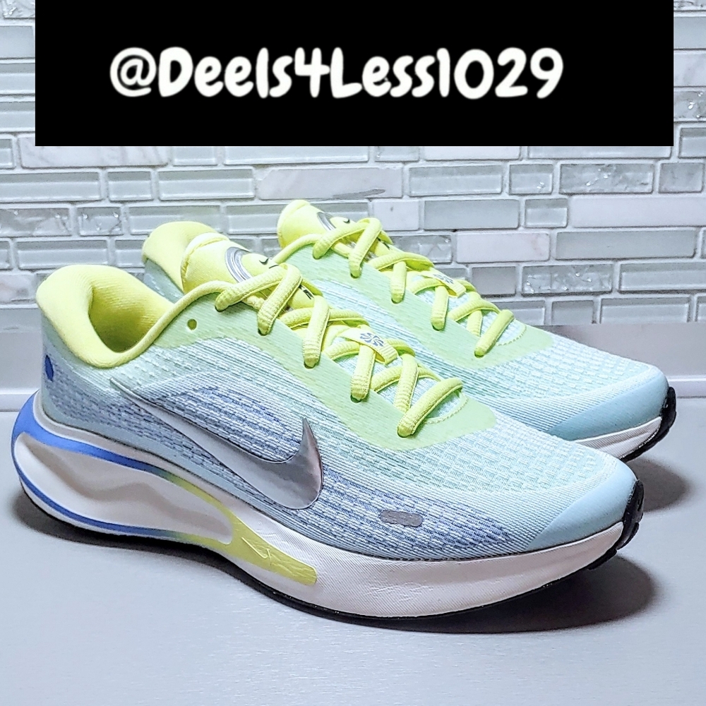 Nike Journey Run Womens Size 7 Lemon Twist Glacier Blue Silver Royal - Picture 3 of 6